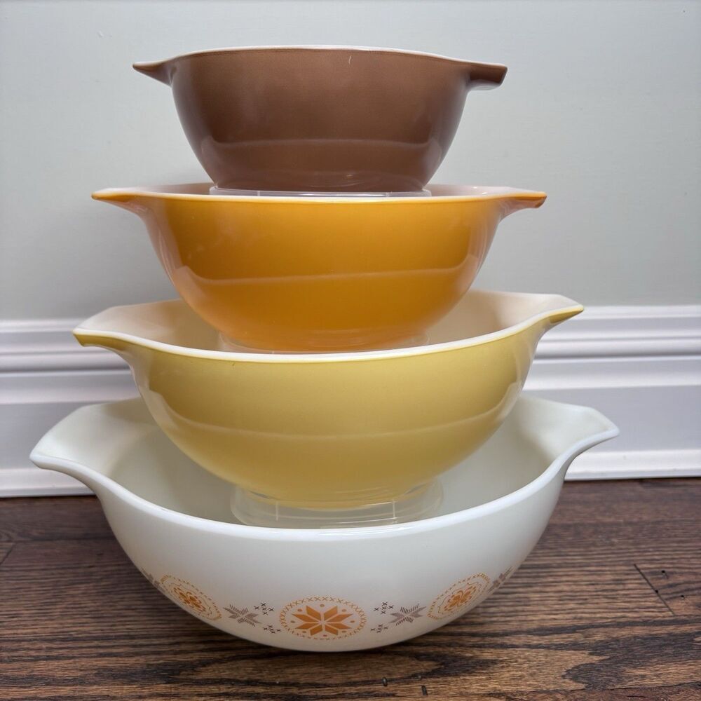 Pyrex Town & Country Cinderella Mixing Bowl Set 441-444 Brown Orange Yellow
